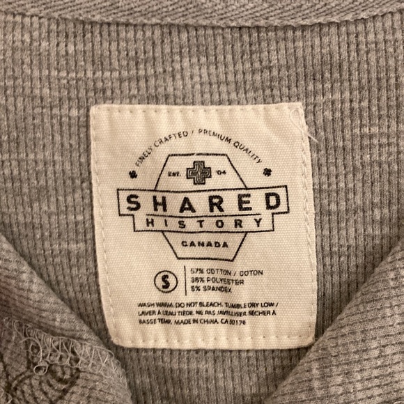 Shared History Canada Kids Onesie Sz. Small 41-46” - Picture 5 of 6